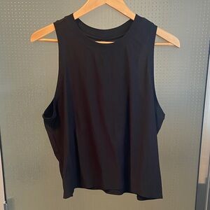 Vuori Black Energy Tank